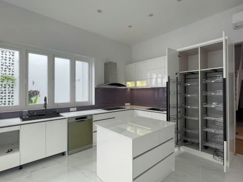 THI CÔNG TỦ BẾP NHÀ CÔ PHƯỢNG PHƯỜNG 2